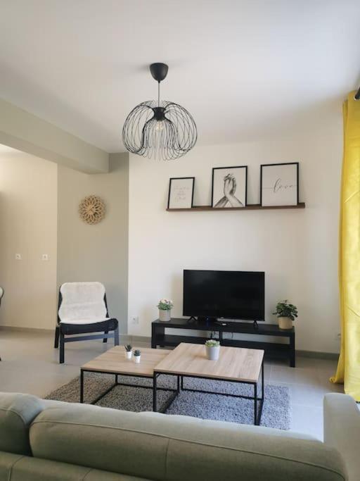 Maison Cosy Entre Paris Rouen Et Deauville Pont-de-lʼArche المظهر الخارجي الصورة